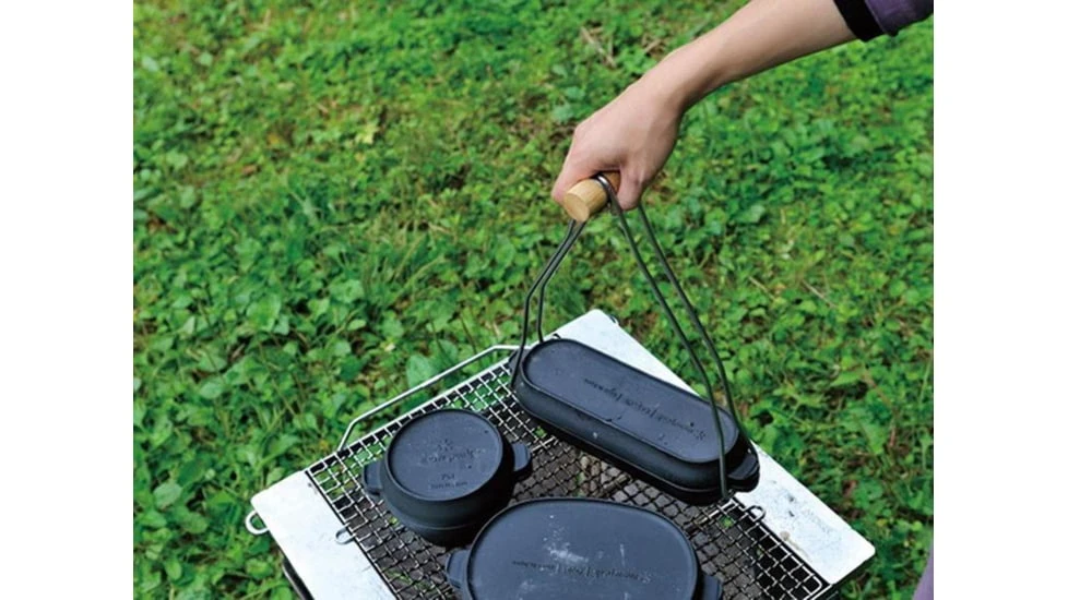 Snow Peak Dutch Oven Micro Lifter - Image 2